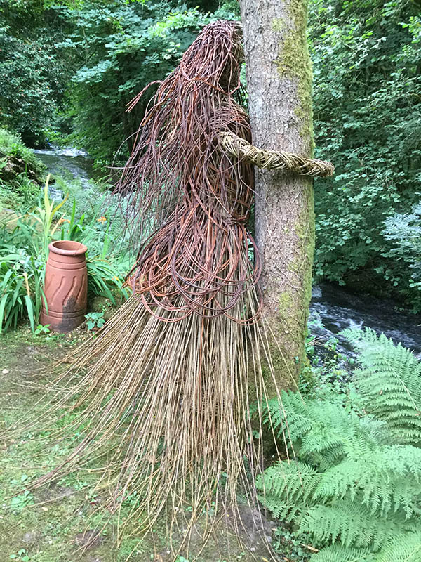 Gallery Lynns Willow